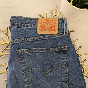 Levi jeans, size 34 x 32